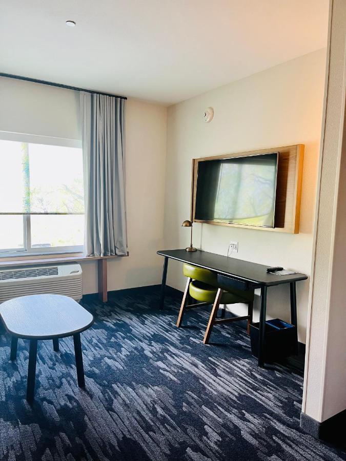 Fairfield Inn & Suites By Marriott Staunton Esterno foto