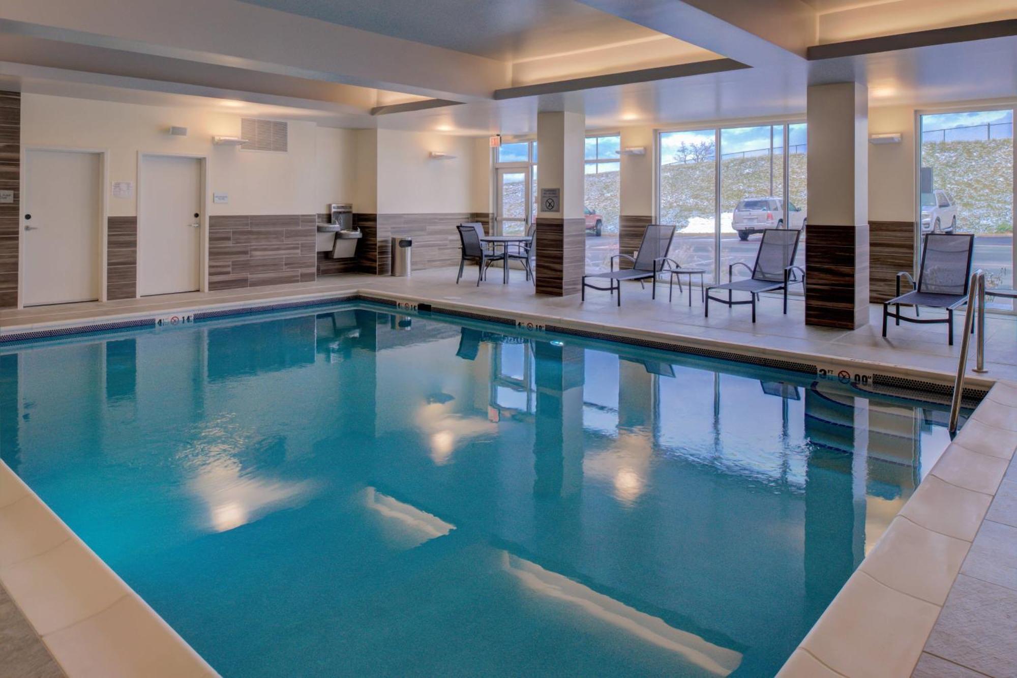 Fairfield Inn & Suites By Marriott Staunton Esterno foto