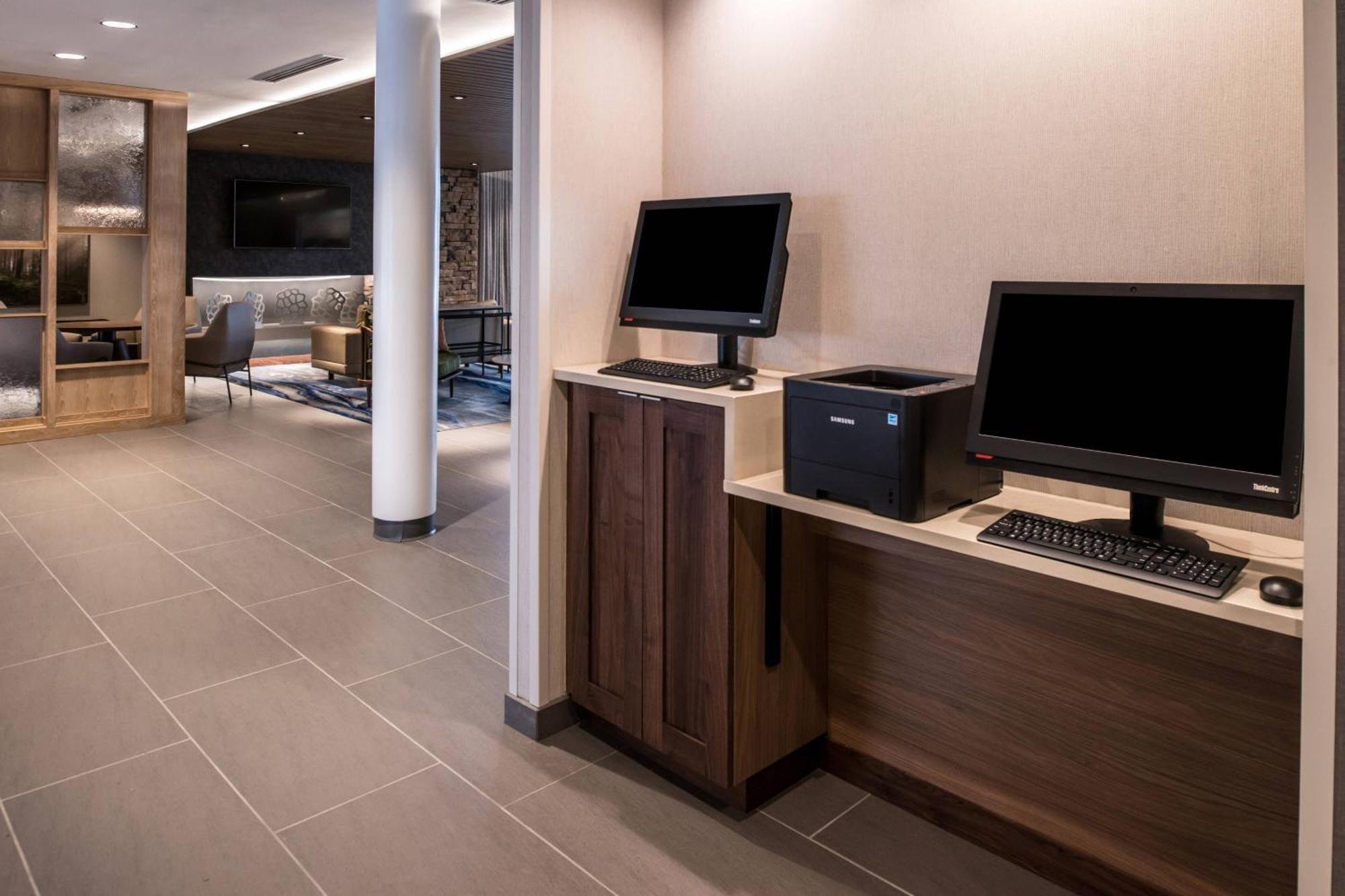 Fairfield Inn & Suites By Marriott Staunton Esterno foto